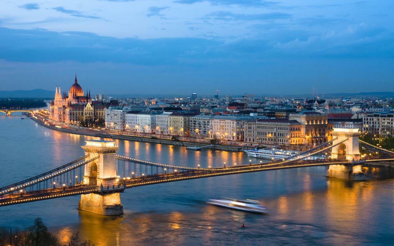 Suites 13 Budapest Esterno foto