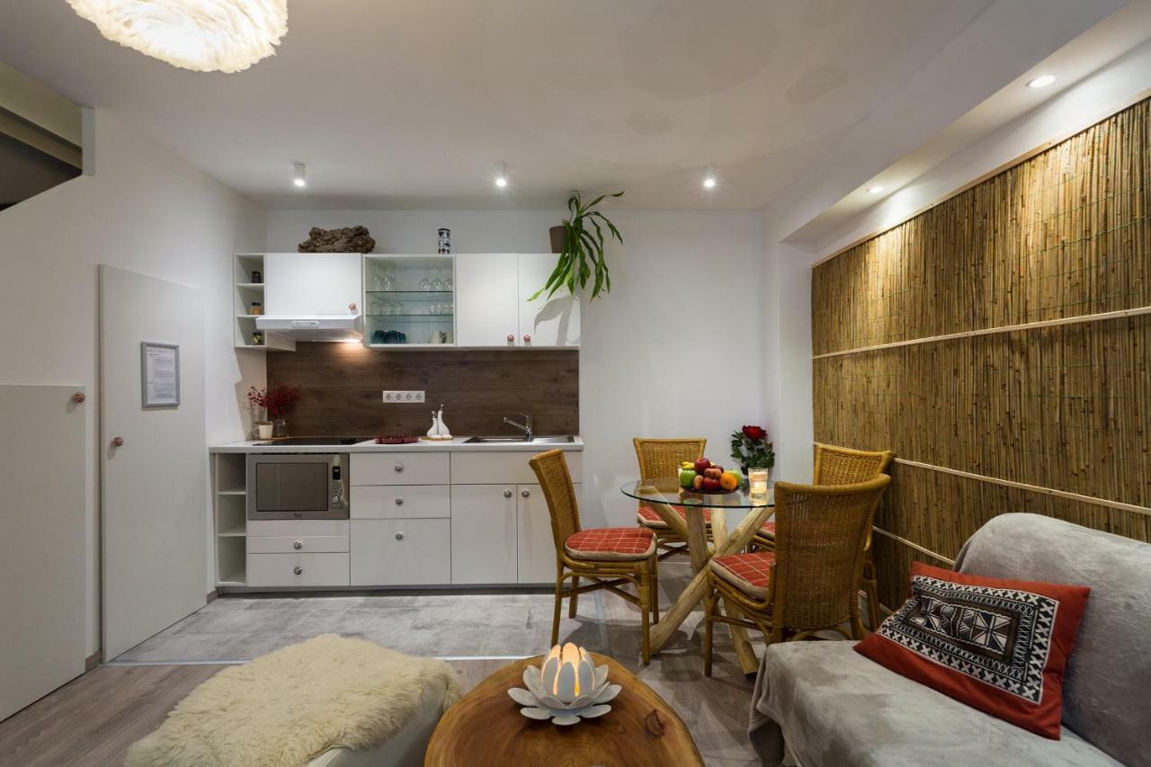 Suites 13 Budapest Esterno foto